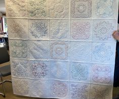 Helen's Colonial knots quilt