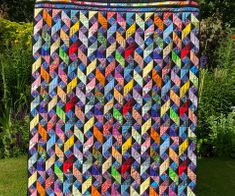 Evelyn's colour wave quilt